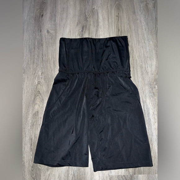 Unbranded • Black Shorts - Picture 1 of 1